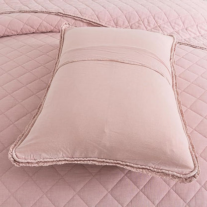 Soul & Lane Blush Diamond Cotton Quilt Set - Queen Size with 2 Shams, Shabby Chic Quilted Comforter, Lightweight Romantic Diamond Pattern Bedspread in Soft Pink, Scalloped Edge Bedding with Lace Trim
