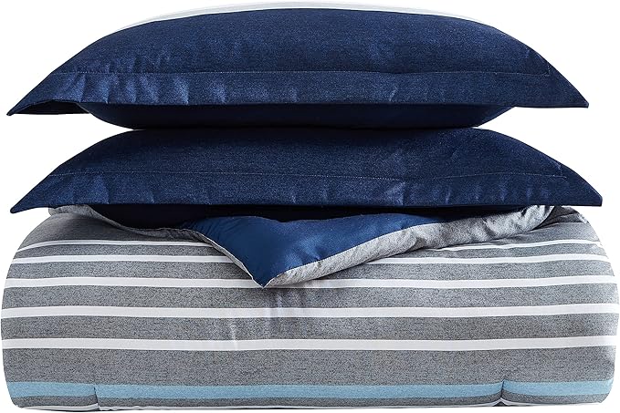 Nautica - Queen Comforter Set, Soft & Reversible Bedding for Year Round Comfort, 3 Piece Bed Set with Matching Pillowcases (Heathered Block Grey)