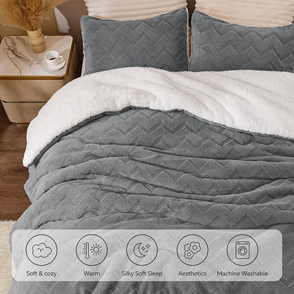 BEDELITE Fluffy King Size Comforter Set - Super Soft Sherpa Grey Comforter for King Size Bed, Luxury Warm Bedding Set for Winter, Fuzzy Bed Set 3 Pieces (1 Comforter, 2 Pillowcases)