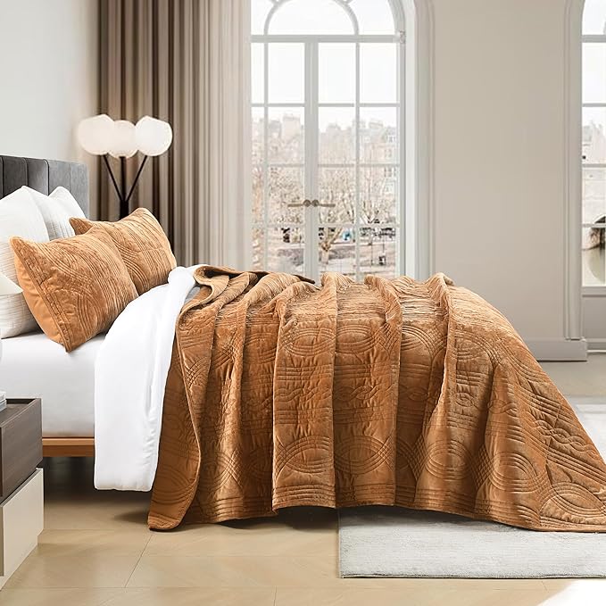 Homzard Velvet Golden Brown King Size Comforter Set, King Size Quilt Set Velvet Quilt Bedding Set, Soft Bedspread Coverlet, Luxury Bedding for All Season,3 Pieces Bed Set