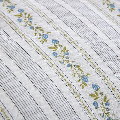 100% Cotton Jacquard Comforter Set, Striped Floral Print, Soft Lightweight Reversible 3 Piece Bedding Sets for All Season, King(104"x90")
