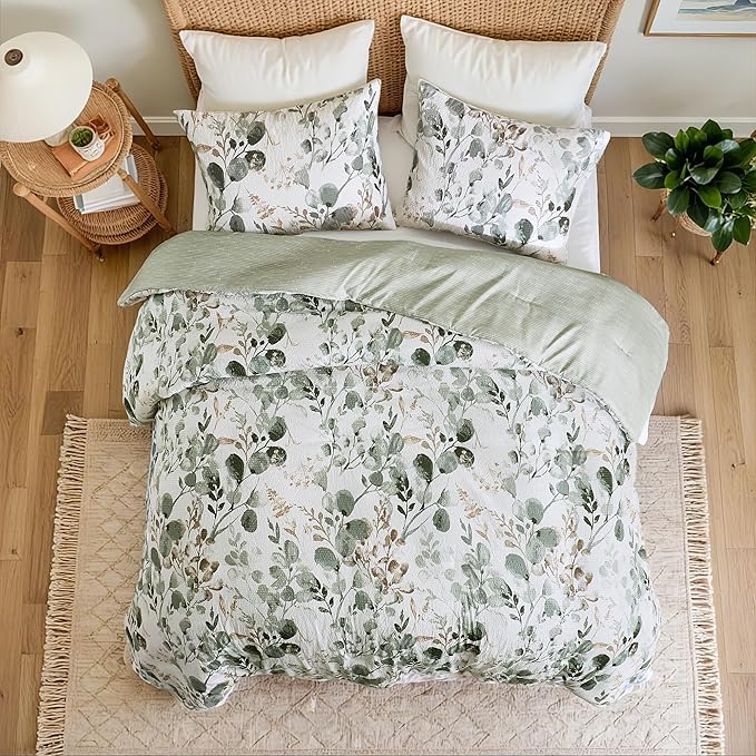 Lightweight Seersucker Botanical Comforter Set Queen Size, 3 Pieces Reversible Design with Striped Print, Premium Microfiber Bedding Set, Comforter and Sham Set, Green
