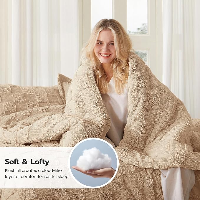 Joiedomi Tufted Full Size Comforter Set, 3 Pieces Brown Boho Full Bedding Set with 1 Plaid Geometric Comforter and 2 Pillow Shams, Checkered Bed in a Bag for All Seasons
