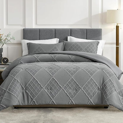 Amélie Home Twin Comforter Set, 2 Piece Grey Jacquard Bedding Set with 1 Pillow case, Soft Microfiber Diamond Design, Lightweight All-Season for Bedroom & Dorm