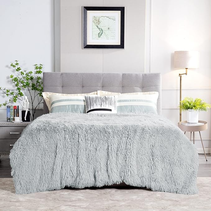 JONIYEAR Extra Large Decorative Fluffy Faux Fur Blanket Full Size 71" x 80",Soft Luxury Lightweight Furry Blankets,Accent Cozy Shaggy Plush Fuzzy Blankets for Bed Couch,Thick Warm Winter Blanket, Grey