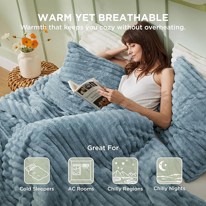 Bedsure King Size Comforter Set - GentleSoft™ 3 Pieces Fluffy Double-Side Fleece Comforter Set, Cozy Striped Room Decor Aesthetic, Luxury Mineral Blue King Bedding with 2 Pillowcases, 104x90 Inches