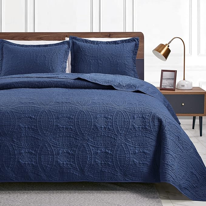 Love's cabin Twin Quilt Set Navy Blue Bedspreads - Soft Bed Summer Lightweight Bedspread Comforter - Modern Style Coin Pattern Coverlet for All Season - 2 Pieces (1 Quilt, 1 Pillow Sham)