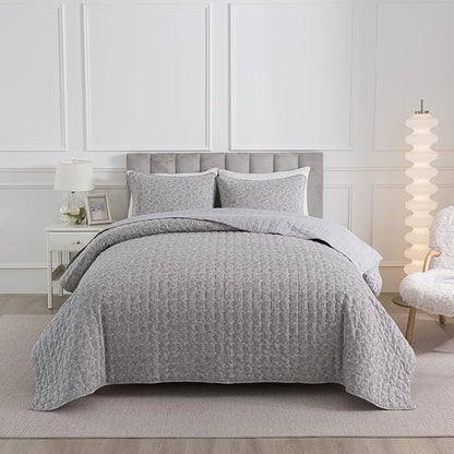 Soul & Lane Gray Whisper Cotton Quilt Set - Queen Size with 2 Shams, Geometric Quilted Comforter, Lightweight Modern Diamond Bedspread in Grey Tones, Diamond Stitched Bedding