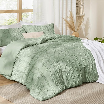 Bedsure Tufted Boho Comforter Set King Size - Sage Green Boho Bed Set, GentleSoft™ 3 Pieces Farmhouse Shabby Chic Embroidery Bedding, Gifts for Woman, Soft Jacquard King Comforter for All Seasons