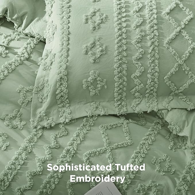 Bedsure Tufted Boho Comforter Set Full Size - Sage Green Boho Bed Set, GentleSoft™ 3 Pieces Farmhouse Shabby Chic Embroidery Bedding, Gifts for Woman, Soft Jacquard Full Comforter for All Seasons