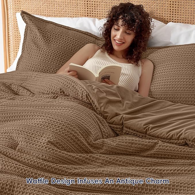 PHF Soft Waffle Comforter Set King Size- Comfy Breathable Waffle Weave Comforter with 2 Pillow Shams, 3 Pieces Less Snagging Lightweight Textured Bedding Set for All Season, Mocha/Cocoa Brown