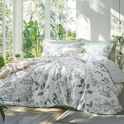 Bedsure Twin/Twin XL Comforter Set Dorm Bedding - White & Green Floral Comforter Set, Twin Extra Long Comforter for College, 2 Pieces Summer Bed Includes 1 Pillow Sham Floral Sage Green