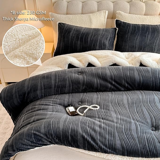 3D Striped Jacquard Sherpa Comforter Set King Size, Boho Geometric Pattern Quilt Bedding 3 Pieces Warm Cozy Fuzzy Comforter with 2 Pillowcases(104"X90" Dark Grey)