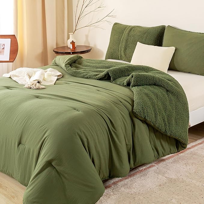 Warm Ultra-Soft Sherpa Fleece Fluffy Comforter Queen Set - Plush Cozy Olive Green Sherpa Bedding Down Alternative Blanket Comforter and 2 Pillowshams Winter Fall for Full/Queen Size Bed