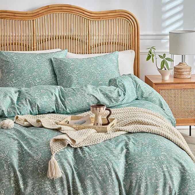 Full Size Bedding Set (1 Comforter + 2 Pillowcases) for Bedroom Boho Premium Microfiber 3 Pieces Comforter Set Washable for All Ages, Sage Green, 80''x90''
