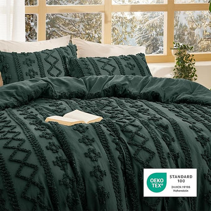 Bedsure Tufted Boho Comforter Set Twin Size - Dark Green Boho Bed Set, GentleSoft™ 2 Pieces Farmhouse Shabby Chic Embroidery Bedding, Gifts for Woman, Soft Jacquard Twin Comforter for All Seasons