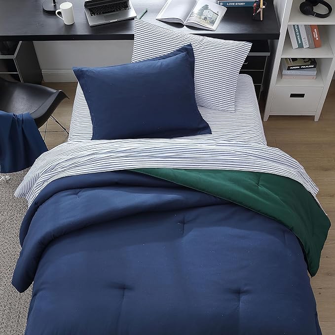 Nautica - Full Bonus Bed Set, Reversible & Ultra-Soft Brushed Comforter with Lightweight Feel, 7 Piece Bedding with Matching Bed Sheets, Pillowcases, & Tote Bag (Captain's Blue/Green)