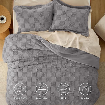 Bedsure Queen Size Comforter Set Grey, Boho Tufted Bed Set, Checkered Farmhouse Shabby Chic Bedding, 3 Pieces, 1 Plaid Geometric Comforter and 2 Pillow Shams