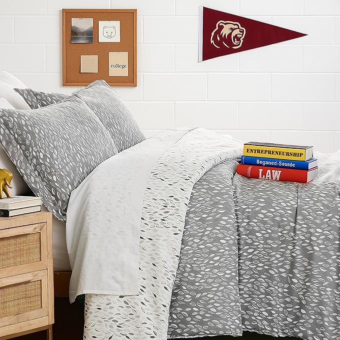 Southshore Fine Living, Inc. Botanical Leaves Collection - 2-Piece Twin Bed Comforter Set, Down Alternative Comforter Set, Microfiber Fabric, Twin Bedding Sets Complement Room Décor, Twin/XL, Grey