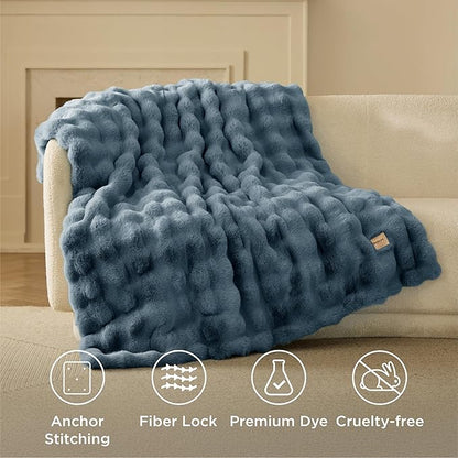 Bedsure GentleSoft Fluffy Fuzzy Twin Blanket, Soft Cozy Fleece Faux Fur Blanket, Pink Decorations Minky Velvet Couch Cover, Thick Warm Plush Women Men Birthday Gifts, 870GSM, Greyish Blue