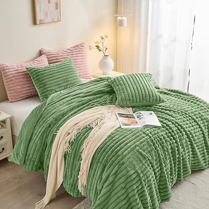 Simple&Opulence Fluffy Faux Fur Comforter Set, Plush Fuzzy Minky Bedding Set, 3 Pieces Warm Soft Comforter Bedding Set for Winter - 1 Shaggy Comforter with 2 Pillow Shams(Queen, Striped - Green)