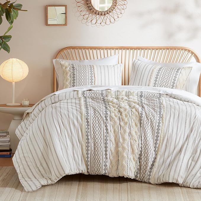 INK+IVY Comforter for King Size Bed, Chenille Tufted, Breathable Cotton Comforter Set King, All Season Modern Boho Comforter with Farmhouse Bedding Flare, 2 Matching Shams, King Ivory 3 Piece