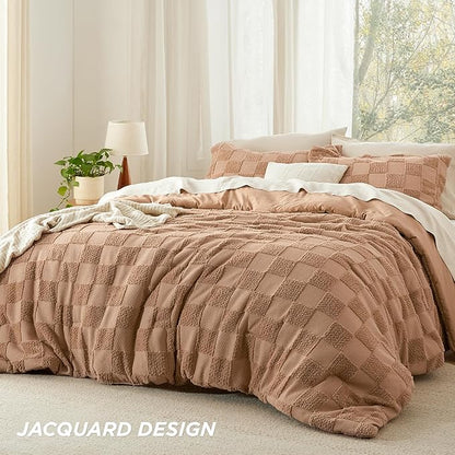 Bedsure California King Size Comforter Set Taupe, Boho Tufted Bed Set, Checkered Farmhouse Shabby Chic Bedding, 3 Pieces, 1 Plaid Geometric Comforter and 2 Pillow Shams