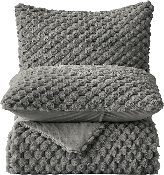 Simple&Opulence Fluffy Faux Fur Comforter Set, Plush Fuzzy Minky Bedding Set, 3 Pieces Warm Soft Comforter Bedding Set for Winter - 1 Shaggy Comforter with 2 Pillow Shams(Queen, Grid - Dark Grey)