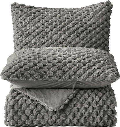 Simple&Opulence Fluffy Faux Fur Comforter Set, Plush Fuzzy Minky Bedding Set, 3 Pieces Warm Soft Comforter Bedding Set for Winter - 1 Shaggy Comforter with 2 Pillow Shams(Queen, Grid - Dark Grey)