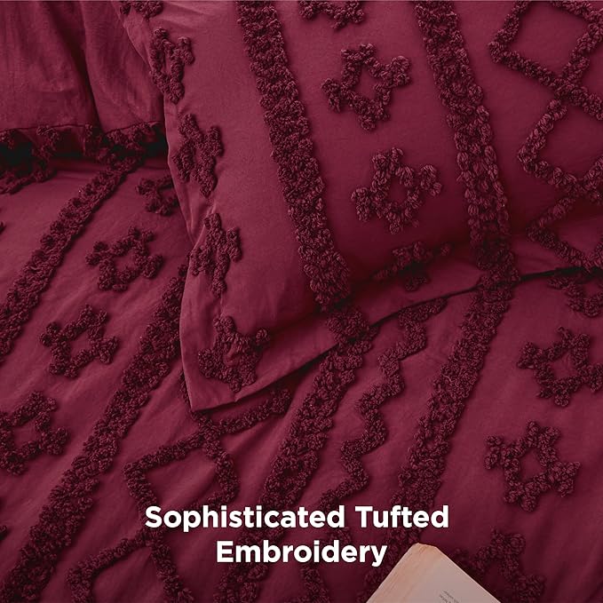 Bedsure Tufted Boho Comforter Set King Size - Burgundy Boho Bed Set, GentleSoft™ 3 Pieces Farmhouse Shabby Chic Embroidery Bedding, Gifts for Woman, Soft Jacquard King Comforter for All Seasons