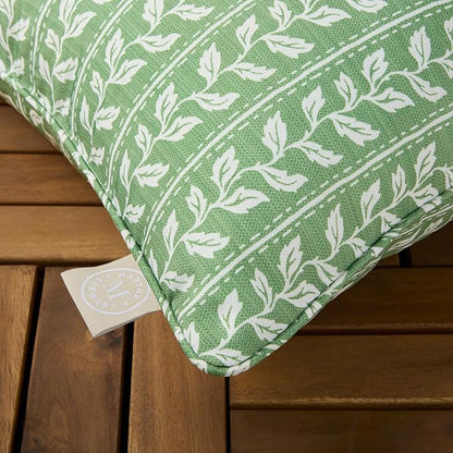 Martha Stewart Vineyard Vines Indoor Outdoor Decorative Pillow 2-Pack Set, UV Fade Resistant, Water Repellent, Printed Garden Design, Green, 18"x18"