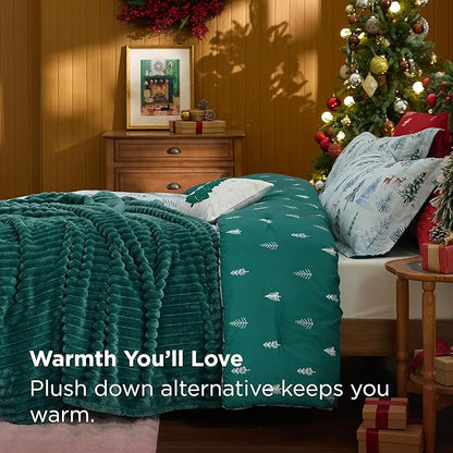 Bedsure Christmas King Comforter Set - 5 Pieces Christmas Bedding Set, King Bed in a Bag with 1 Soft Green Tree Reversible Comforter, 2 Pillow Shams, 1 Throw Blanket and 1 Decorative