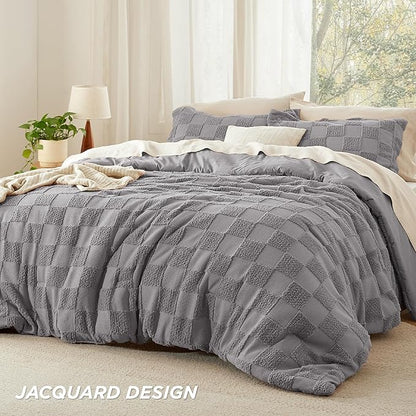 Bedsure Queen Size Comforter Set Grey, Boho Tufted Bed Set, Checkered Farmhouse Shabby Chic Bedding, 3 Pieces, 1 Plaid Geometric Comforter and 2 Pillow Shams