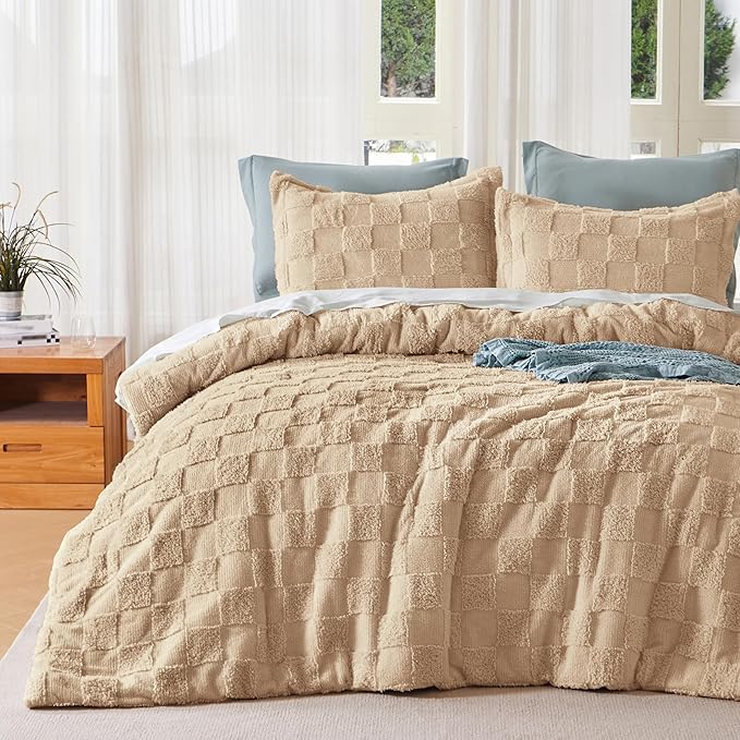 Joiedomi Tufted Full Size Comforter Set, 3 Pieces Brown Boho Full Bedding Set with 1 Plaid Geometric Comforter and 2 Pillow Shams, Checkered Bed in a Bag for All Seasons