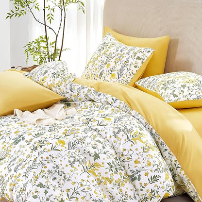 Wake In Cloud - Floral Comforter Set, Shabby Chic Cottage Garden Botanical Flower Style with Elegant Wildflower Pattern, Soft Lightweight Bedding, 3 Pieces, Yellow White, Queen Size
