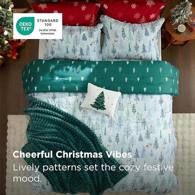 Bedsure Christmas King Comforter Set - 5 Pieces Christmas Bedding Set, King Bed in a Bag with 1 Soft Green Tree Reversible Comforter, 2 Pillow Shams, 1 Throw Blanket and 1 Decorative