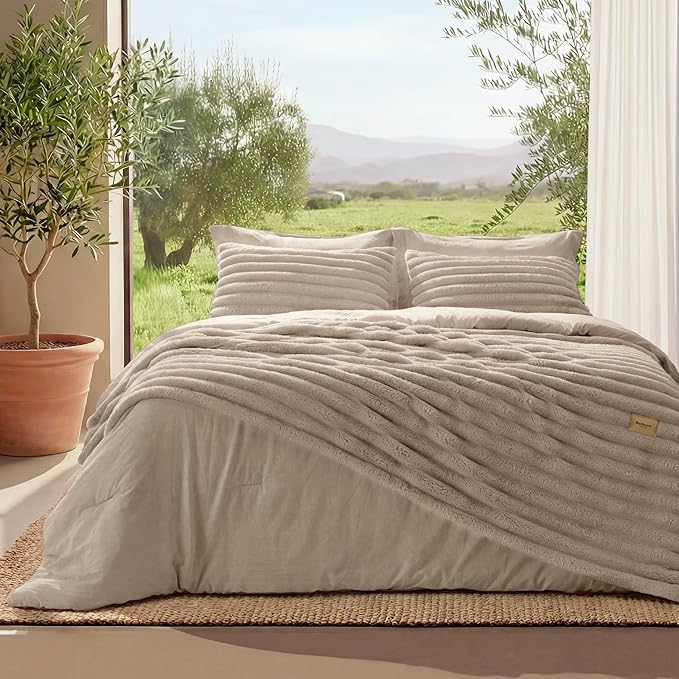 Bedsure Gentlesoft™ 2-in-1 Oversized Queen Comforter Set and Detachable Fluffy Blanket, Beige Bedding Set for All Season Use, SnapTech Design for Space Saving (Includes 2 Pillow Shams, 2 Pillowcases)