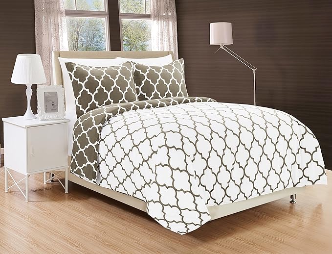 Elegant Comfort Goose Down Alternative Reversible 3-Piece Comforter Set - Breathable and Super Soft All Season Reversible Quatrefoil Pattern Comforter Set with 2 Shams, Full/Queen, Gray/White