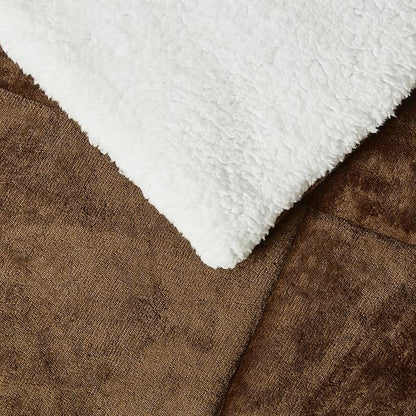 Amazon Basics Reversible Sherpa Comforter Set with Pillow Sham, Brown, Twin/Twin XL