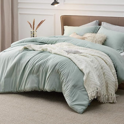 Bedsure King Size Comforter Set - Mint Green Soft Bedding for All Seasons, Cationic Dyed Bed Set, 3 Pieces, 1 King Size Comforter (104"x90") and 2 Pillow Shams (20"x36"+2")