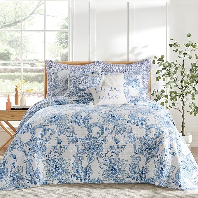 Levtex Home - Bennett Bedspread Set - Queen (110x106in.) Bedspread and 2 Standard Shams (20x26in.) - Floral Paisley - Blue and White - Reversible - Cotton