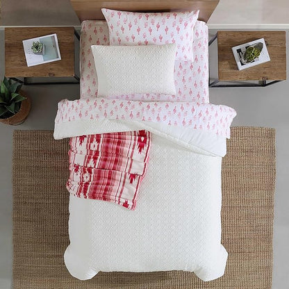 Wrangler - Twin XL Comforter Set, Soft & Smooth Bedding, Wrinkle-Resistant, 6 Piece Bed Set with Matching Sheet Set, Pillowcase and Throw Blanket for Couch or Bed (Sedona Geometric White)