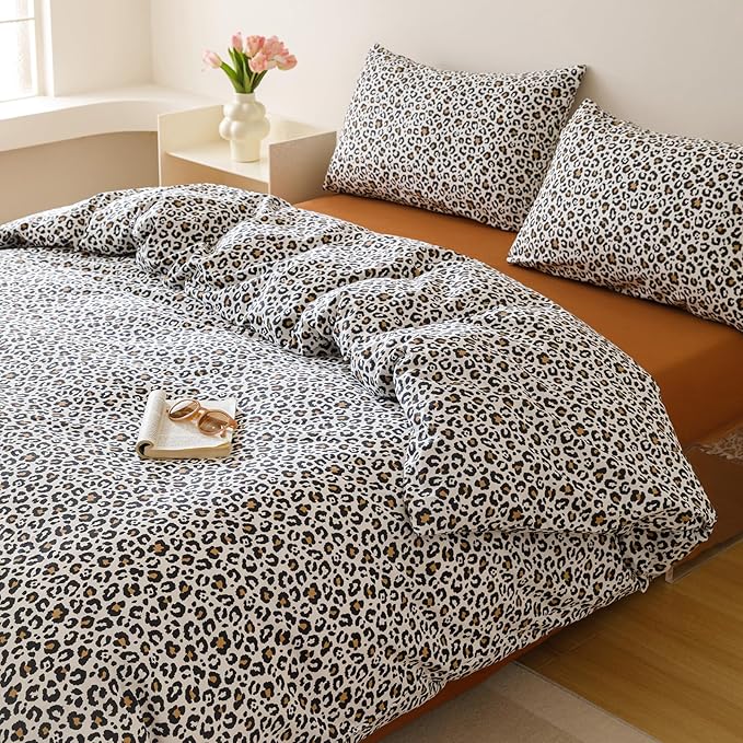 KAREVER Leopard Print Comforter Queen Cotton Black White Cheetah Bedding Set Animal Lepard Print Bedding Blanket Queen