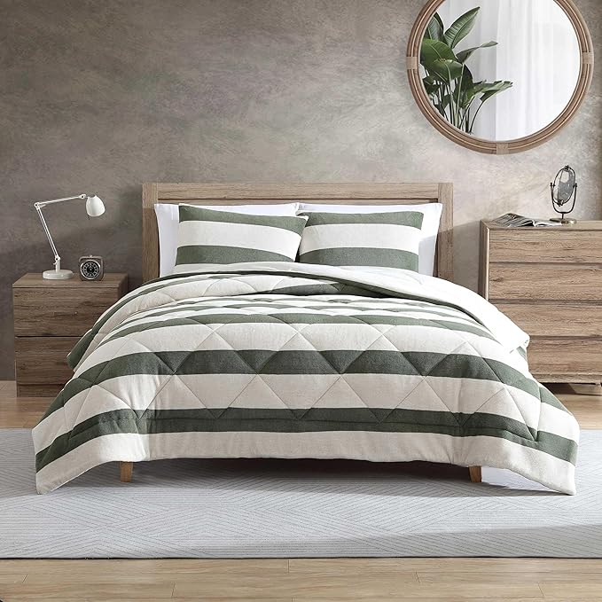 Nautica - Full/Queen Comforter Set, Soft Twill Plush Bedding with Matching Shams, Reverse to Micromink, Medium-Weight, Oeko-Tex Certified (Lawndale Green)