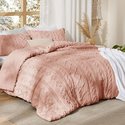 Bedsure Tufted Boho Comforter Set Queen Size - Light Pink Boho Bed Set, GentleSoft™ 3 Pieces Farmhouse Shabby Chic Embroidery Bedding, Gifts for Woman, Soft Jacquard Queen Comforter for All Seasons
