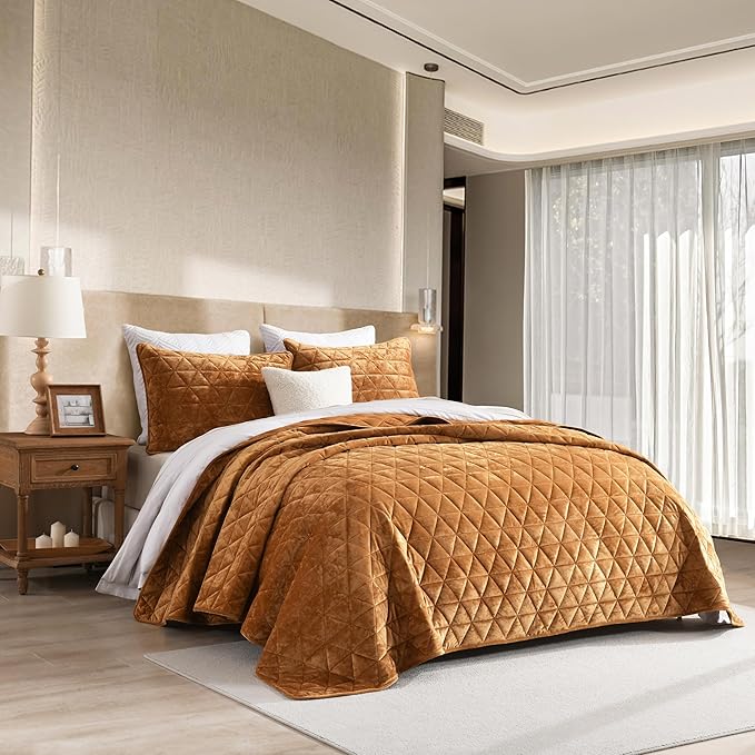 Homzard Velvet Quilt Set Queen Size Bedding Set, Caramel Gold Comforter Queen Size, Soft Bedspreads, Plush Lightweight Bedding for All Season