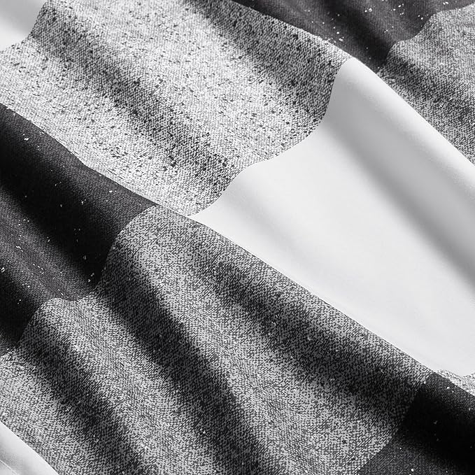Amazon Basics Lightweight Microfiber Checkerboard Comforter Set, 3-Piece, King, Black/White