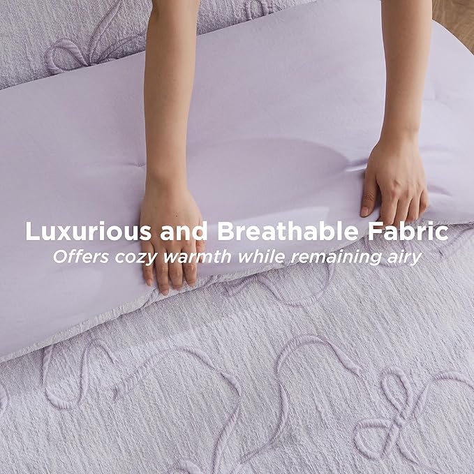 Bedsure King Size Comforter Set, GentleSoft™ 3 Pieces Bow Cute Bedding Lavender Room Decor Aesthetic, King Bedding Set Gifts for Her Women, 1 Bed Lavender Comforter, 2 Pillow Shams, 104x90 Inches