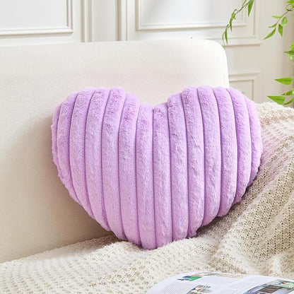 Heart Pillows Heart Decorative Pillow Soft Fluffy Heart Shaped Lavender Throw Pillows with Faux Rabbit Fur Aesthetic Room Decor Cute Small Pillow for Valentines Mother's Day