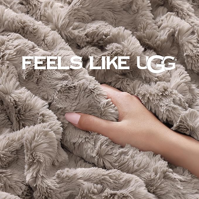 UGG Faux Fur King Blanket for Bed, Double-Sided Soft Blanket, Warm Large Throw for Couch, Washable California King Bedding, Luxury Bedroom Decor, 110" x 90", Oyster Brown (Adalee)